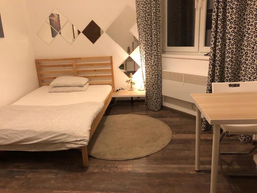 شقة بوخارست  في Studio Old Town By Dtm Properties المظهر الخارجي الصورة