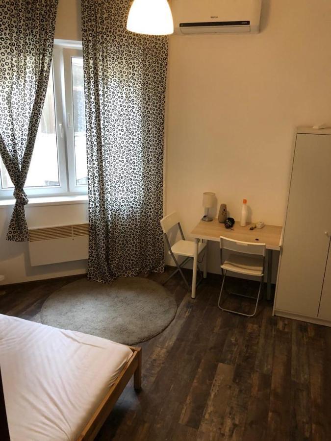 شقة بوخارست  في Studio Old Town By Dtm Properties المظهر الخارجي الصورة