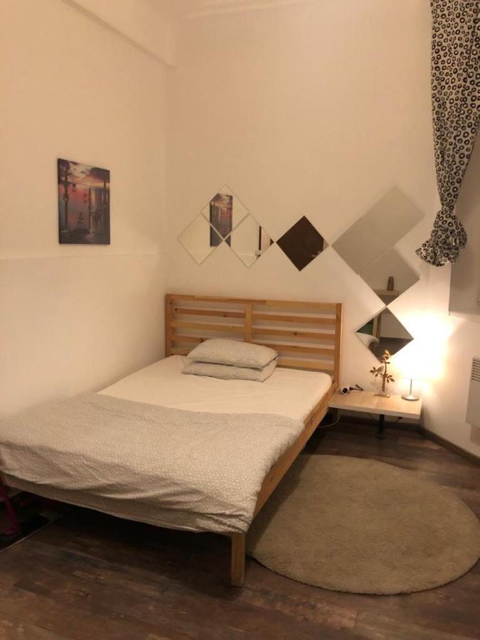 شقة بوخارست  في Studio Old Town By Dtm Properties المظهر الخارجي الصورة